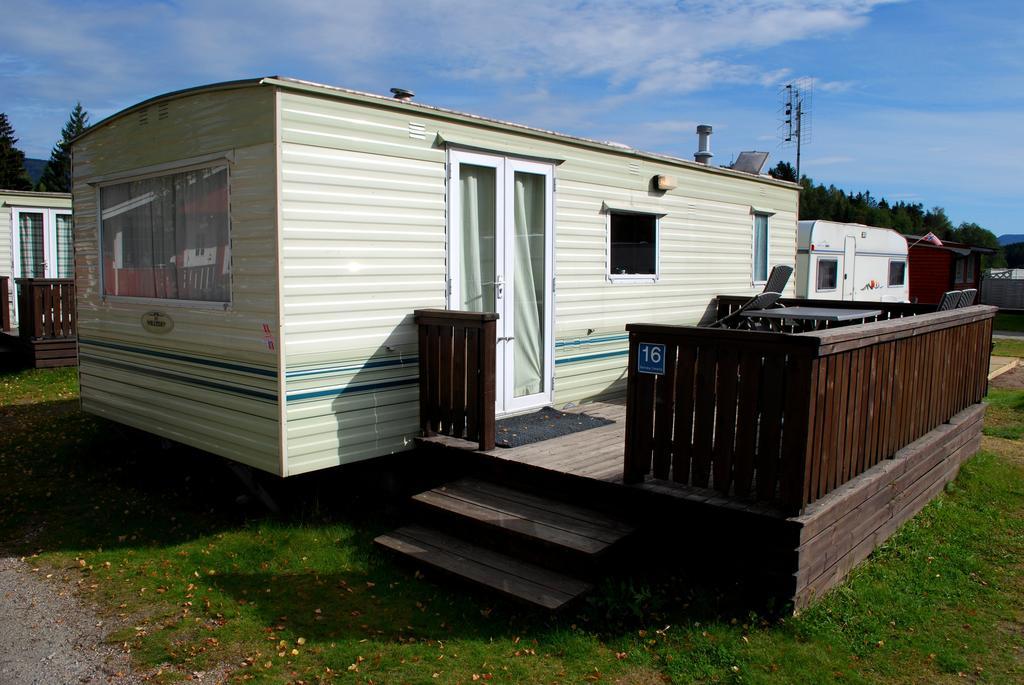 Beveroya Hytteutleie Og Camping Бьо Номер фото