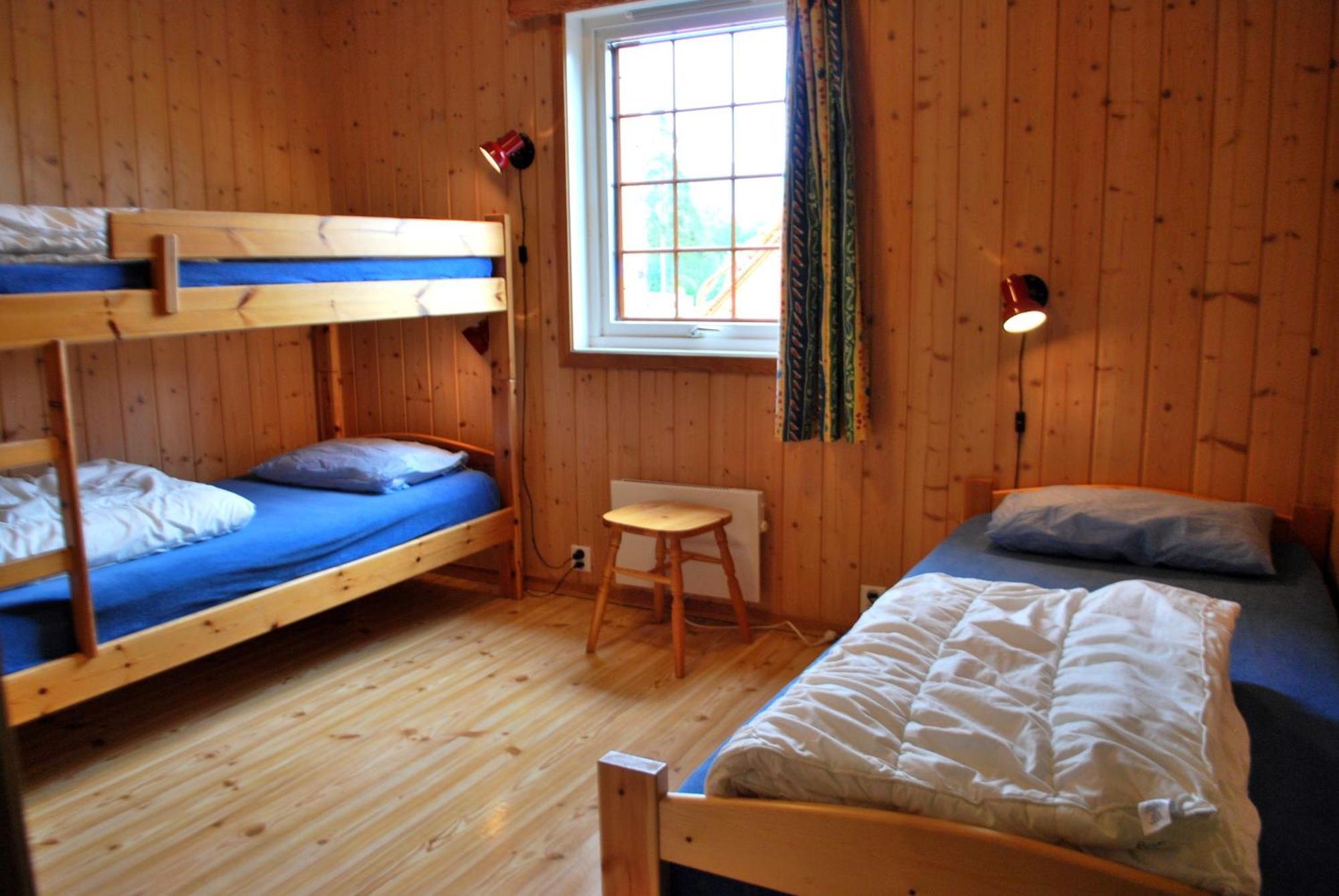Beveroya Hytteutleie Og Camping Бьо Номер фото