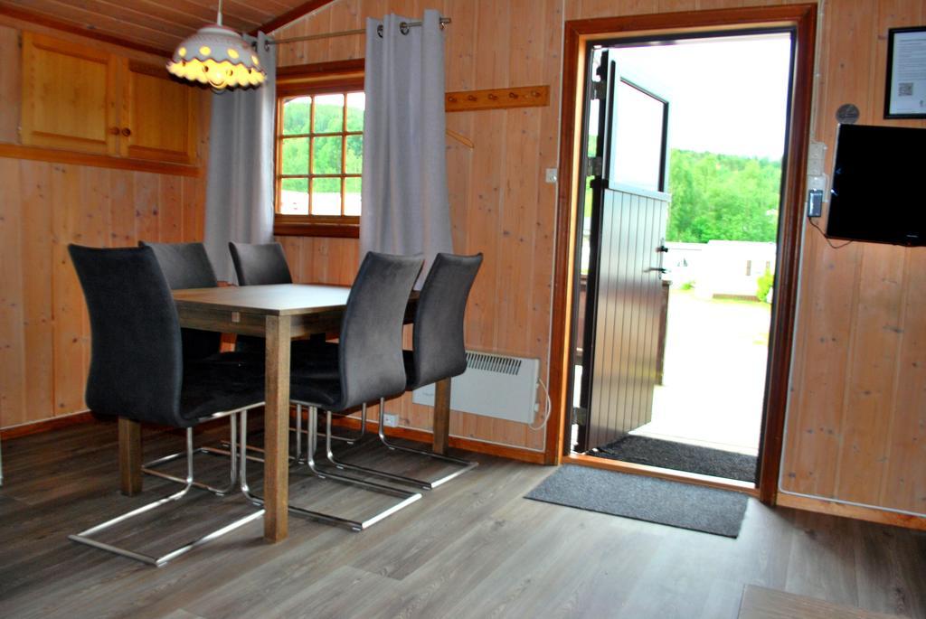 Beveroya Hytteutleie Og Camping Бьо Номер фото